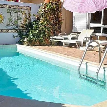 Villa In With Pool & Terrace