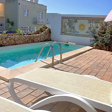 Villa In With Pool & Terrace *