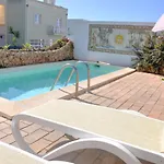 In With Pool & Terrace Villa Vilamoura