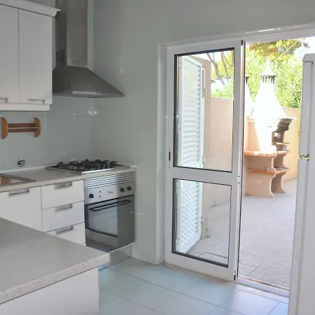 Horacio With Private Swimming Pool Is Located Near The Center Of * Vilamoura